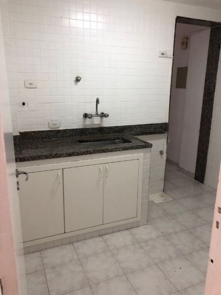 Apartamento à venda com 3 quartos, 83m² - Foto 20
