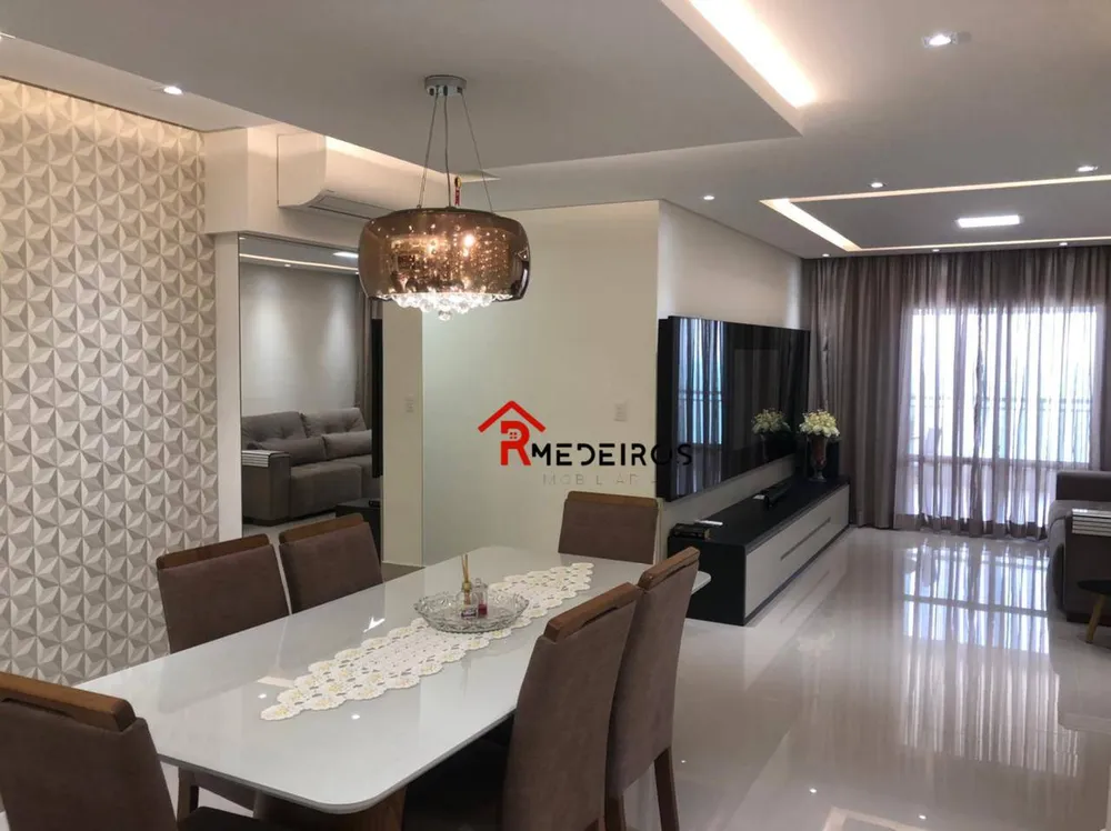 Apartamento, 3 quartos, 160 m² - Foto 1