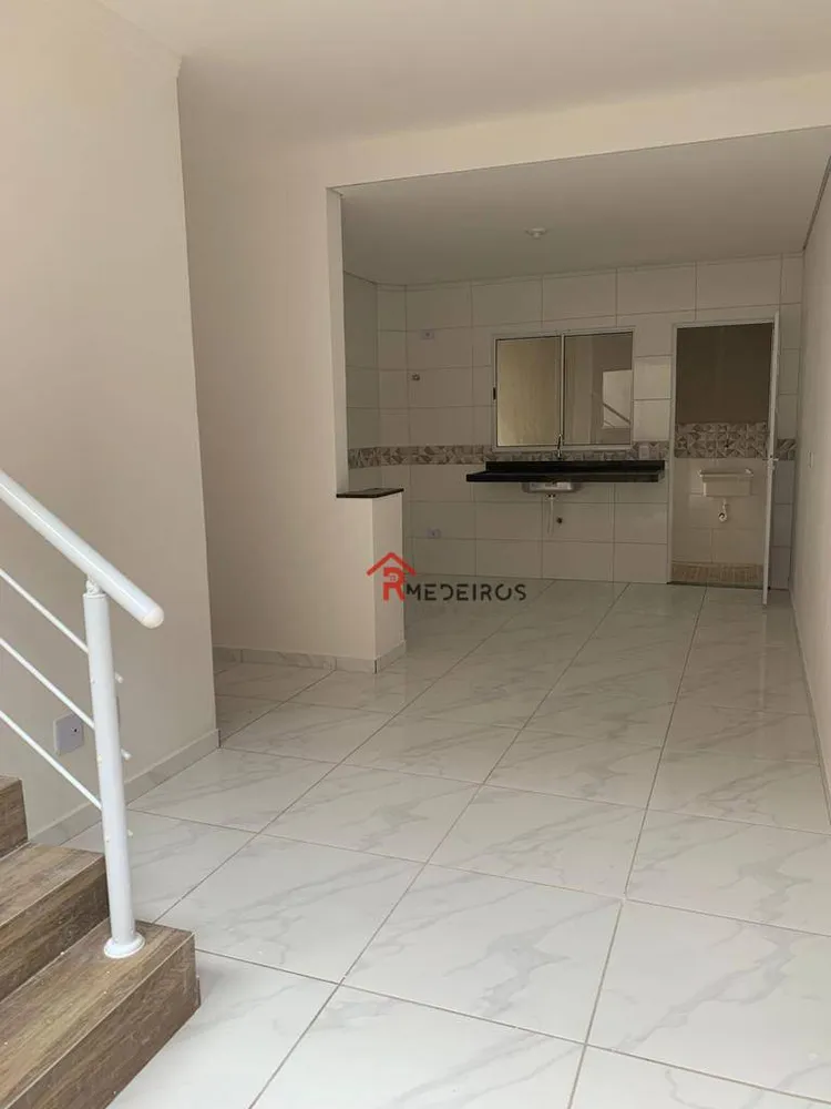 Casa, 2 quartos, 60 m² - Foto 1