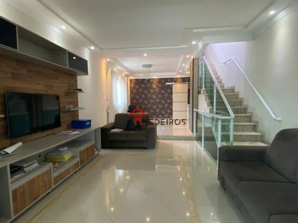 Sobrado, 3 quartos, 207 m² - Foto 2