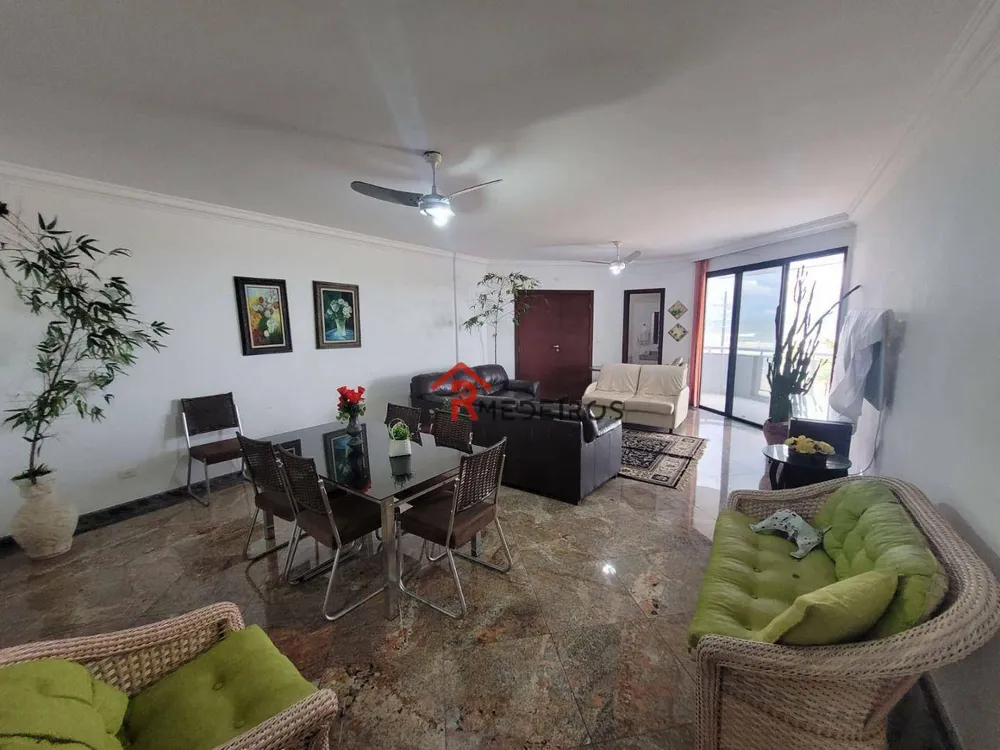 Apartamento, 3 quartos, 207 m² - Foto 3