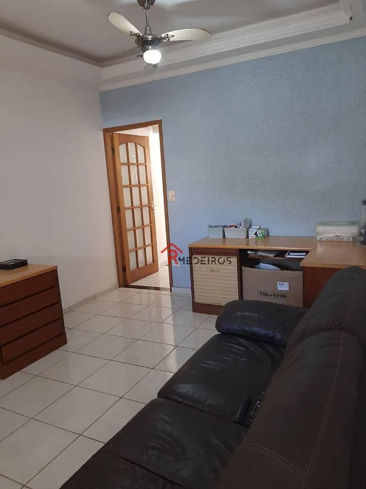 Casa, 3 quartos, 175 m² - Foto 3