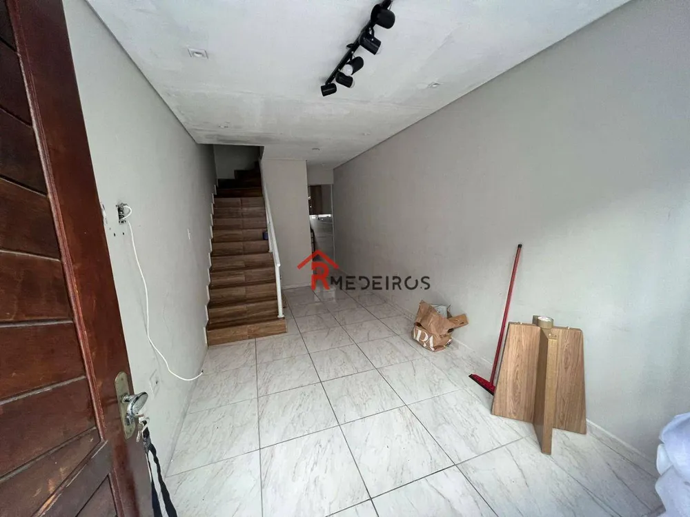 Casa, 2 quartos, 60 m² - Foto 1