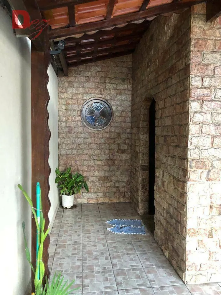 Casa, 2 quartos, 210 m² - Foto 2