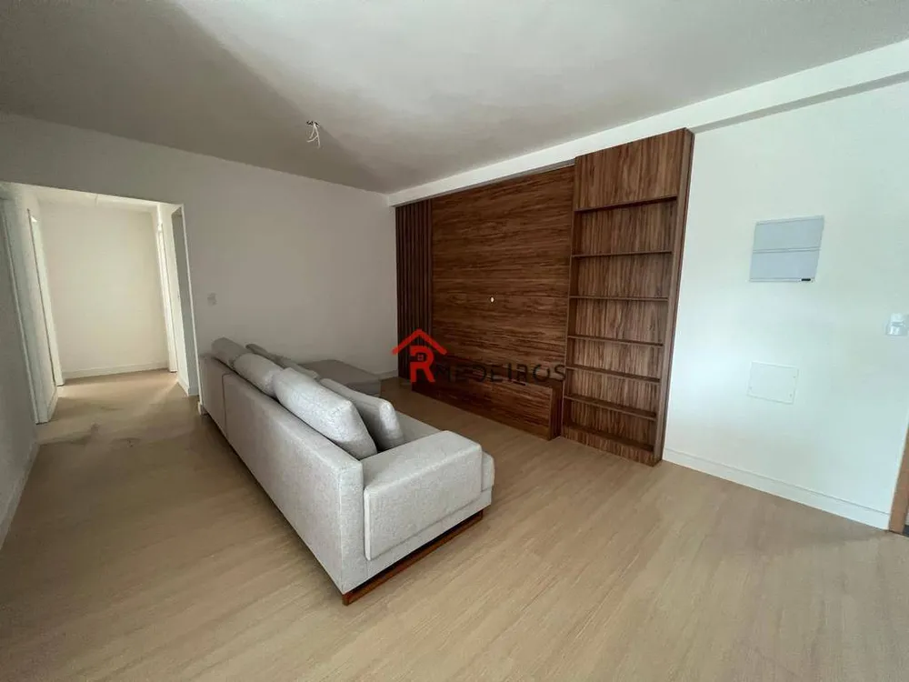 Apartamento, 3 quartos, 117 m² - Foto 2