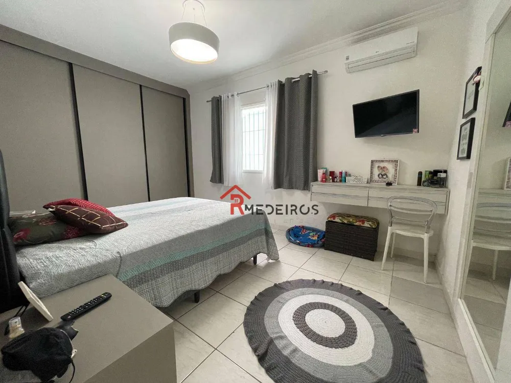 Casa, 3 quartos, 180 m² - Foto 4