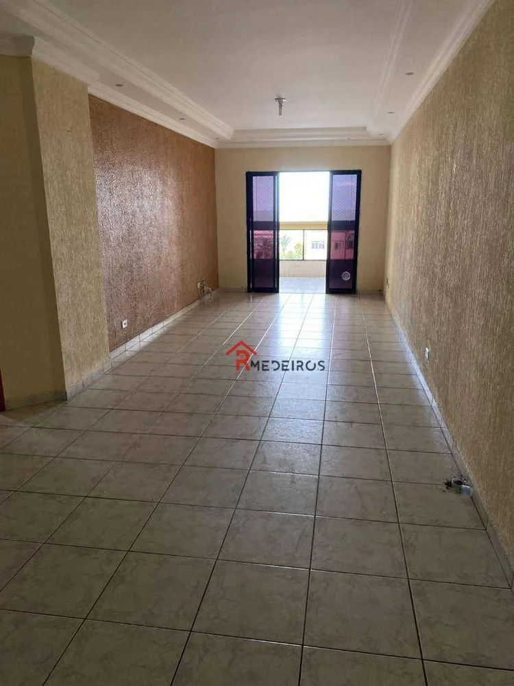 Apartamento, 3 quartos, 119 m² - Foto 2