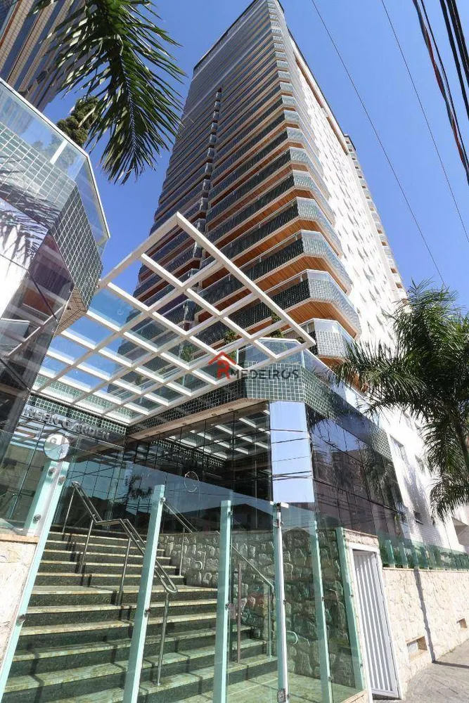 Apartamento, 4 quartos, 205 m² - Foto 1