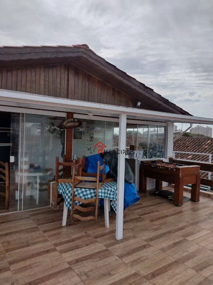Casa, 3 quartos, 142 m² - Foto 2
