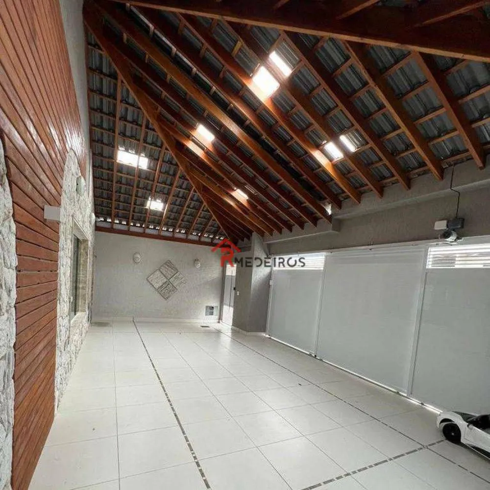 Casa, 3 quartos, 180 m² - Foto 2