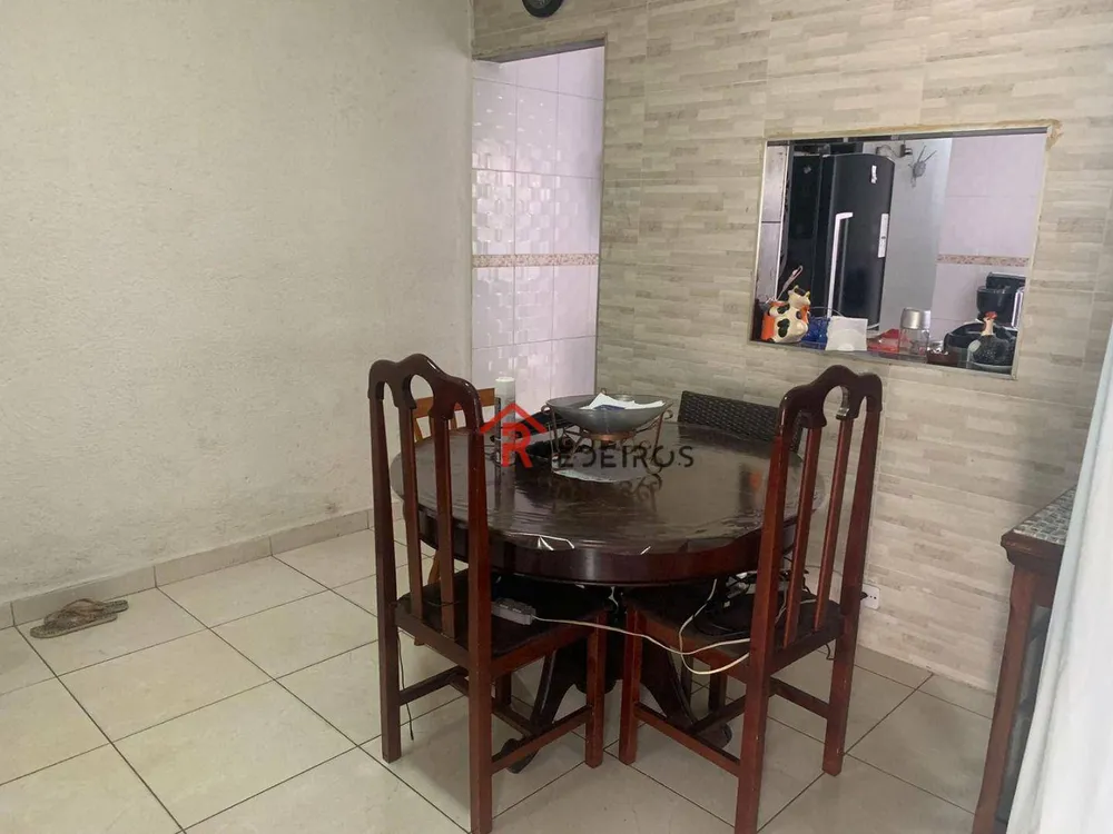 Casa, 3 quartos, 70 m² - Foto 2