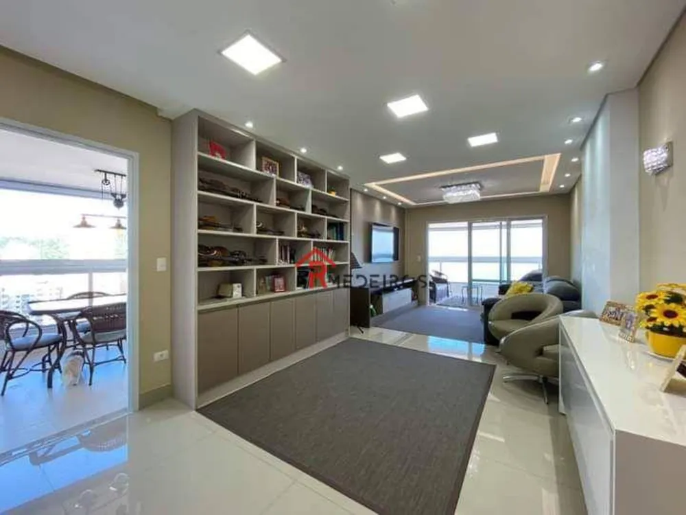Apartamento, 3 quartos, 213 m² - Foto 2