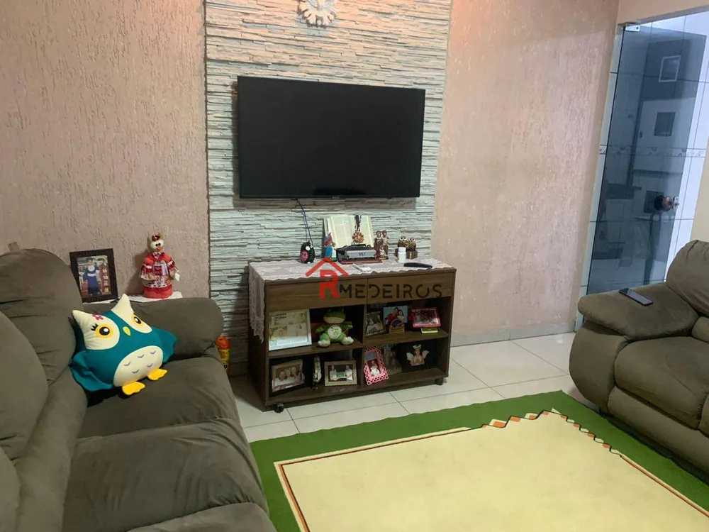 Casa, 3 quartos, 98 m² - Foto 2
