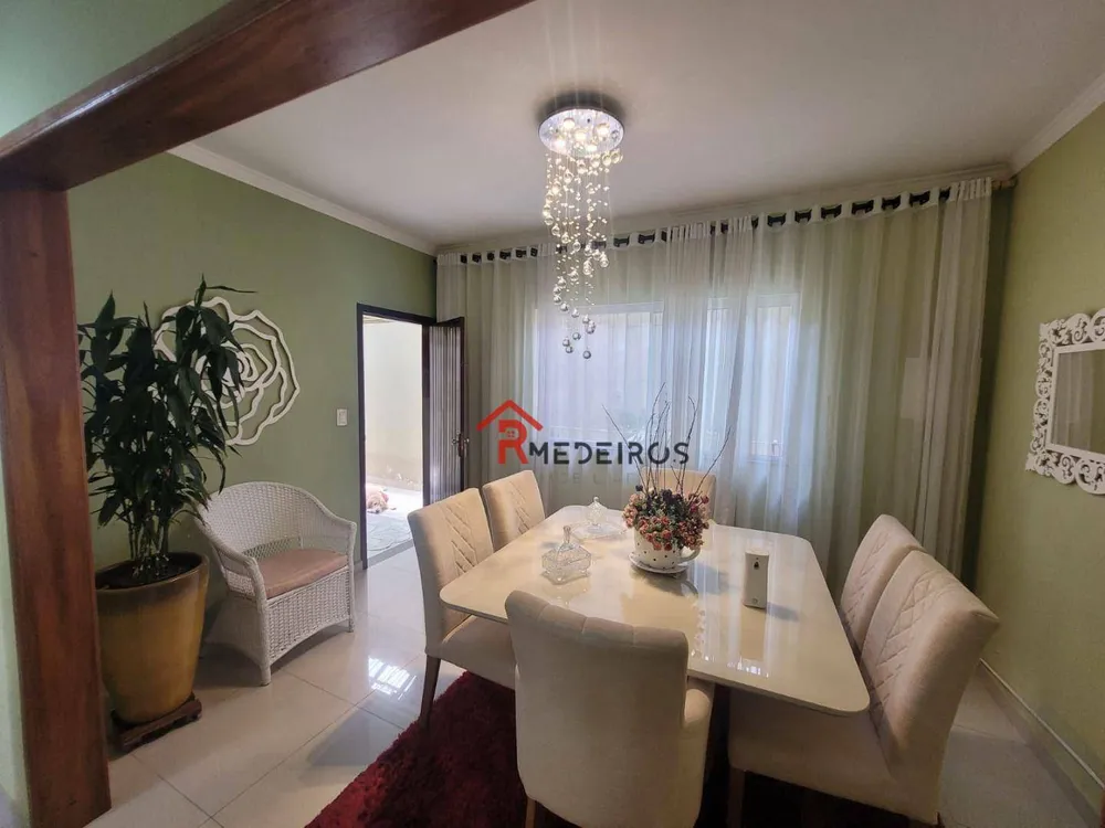 Casa, 3 quartos, 300 m² - Foto 4