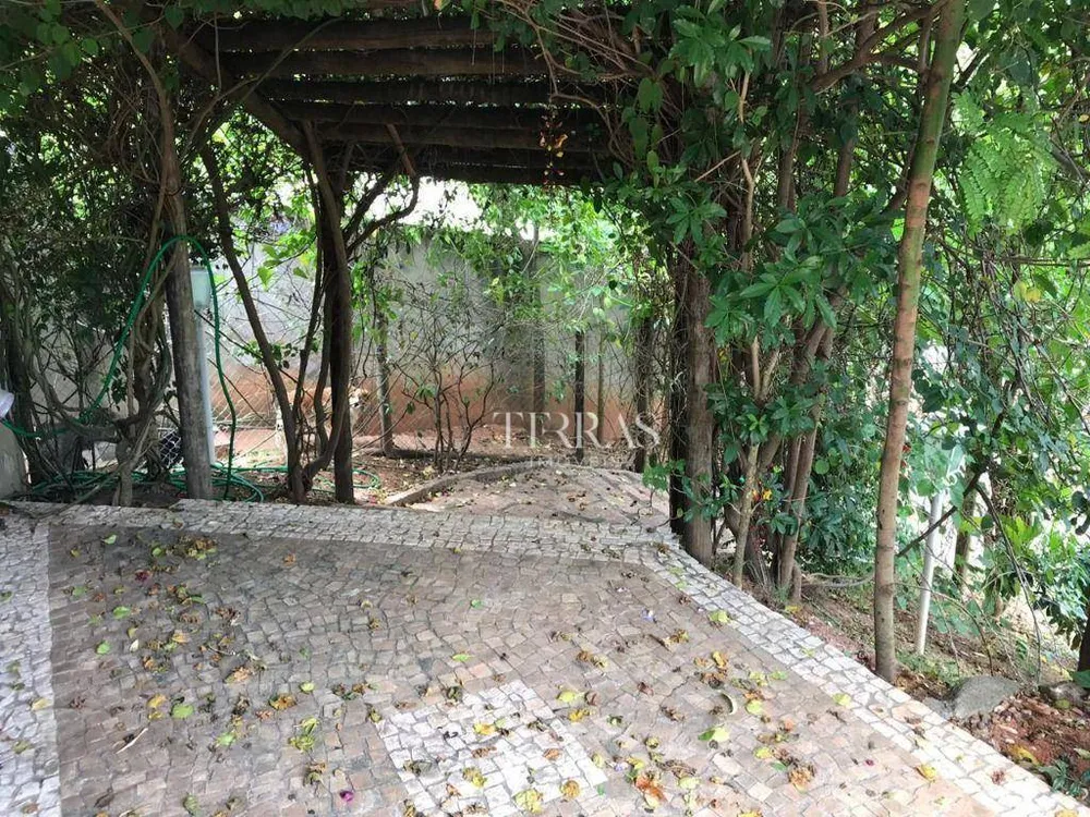Loteamento e Condomínio, 880 m² - Foto 4