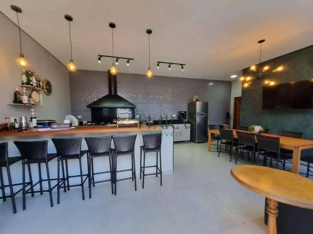 Casa, 3 quartos, 285 m² - Foto 10