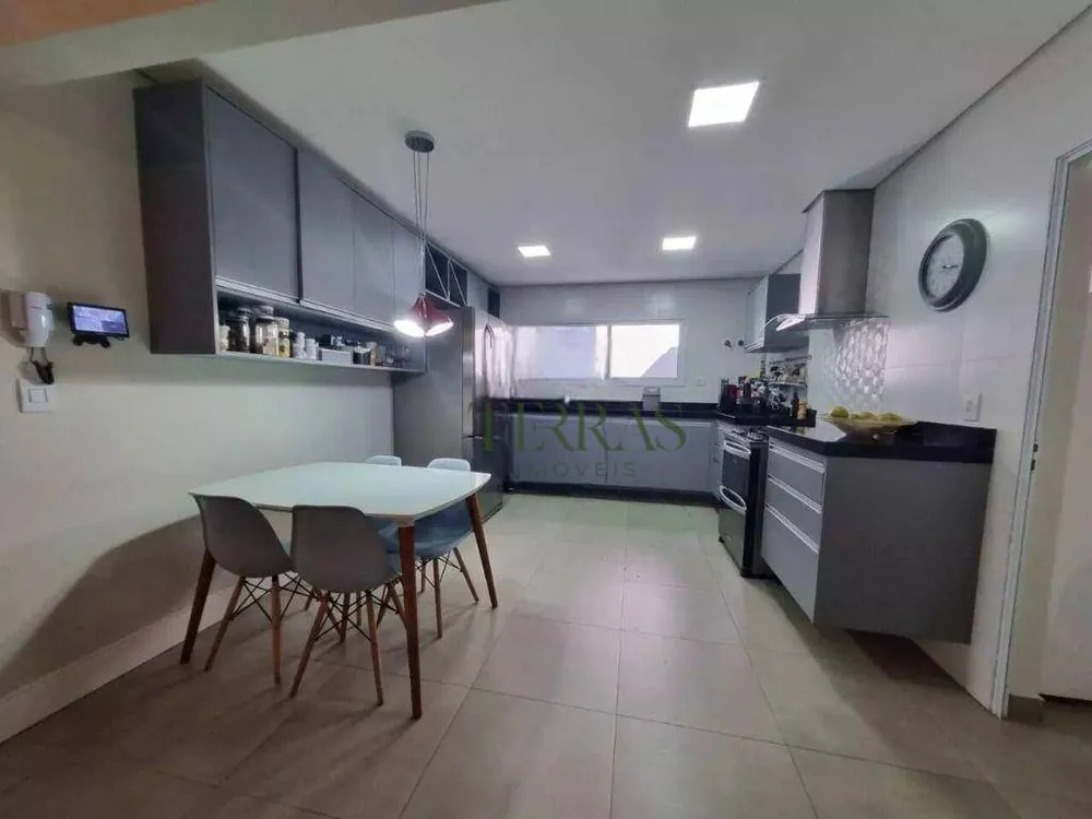 Casa, 3 quartos, 285 m² - Foto 7