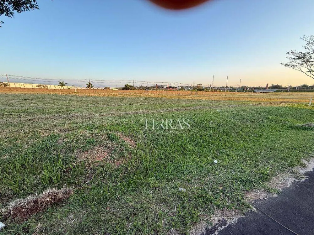 Loteamento e Condomínio, 810 m² - Foto 4