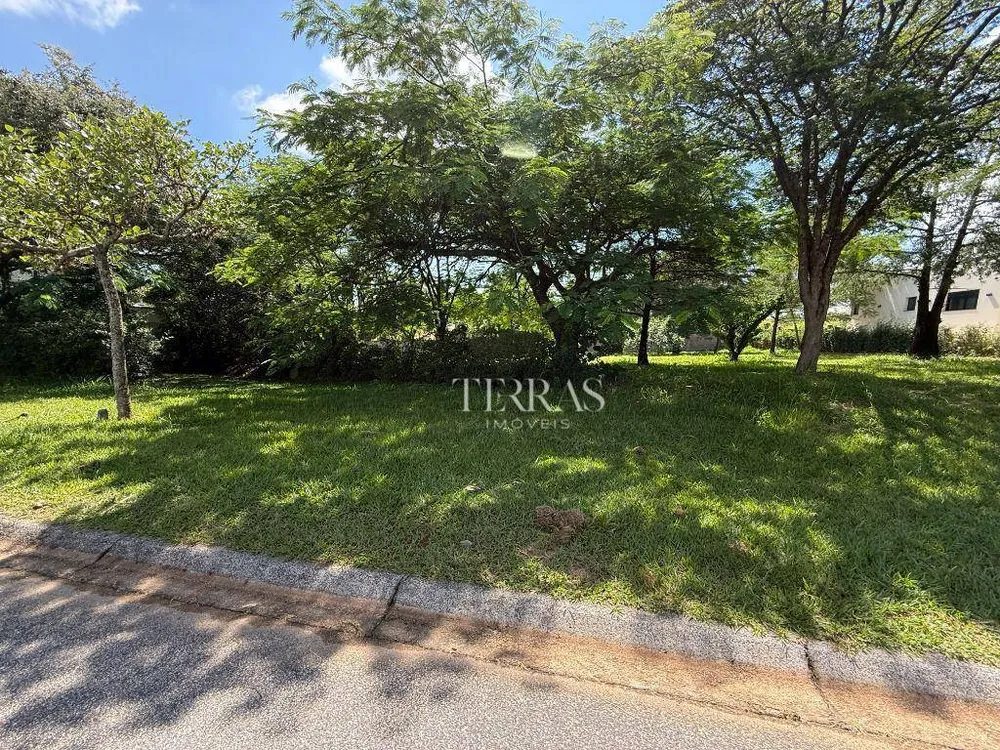 Loteamento e Condomínio, 1049 m² - Foto 2