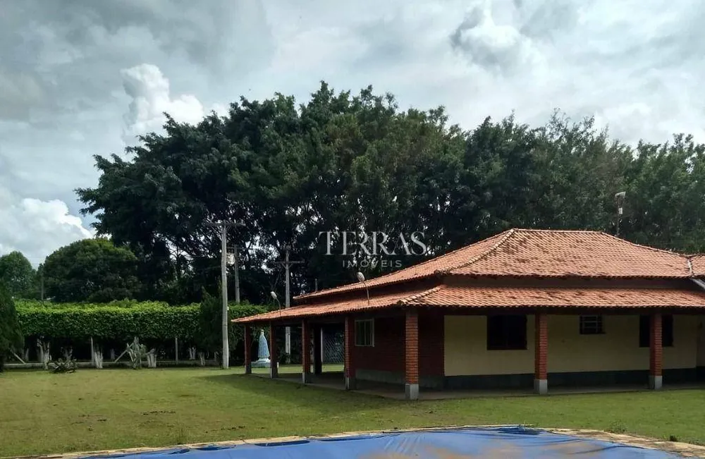 Sítio, 4 quartos, 169 m² - Foto 1