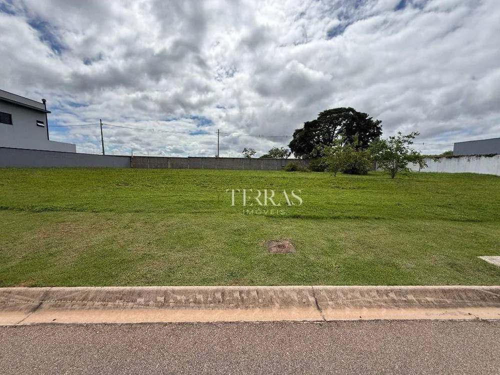 Loteamento e Condomínio, 517 m² - Foto 1