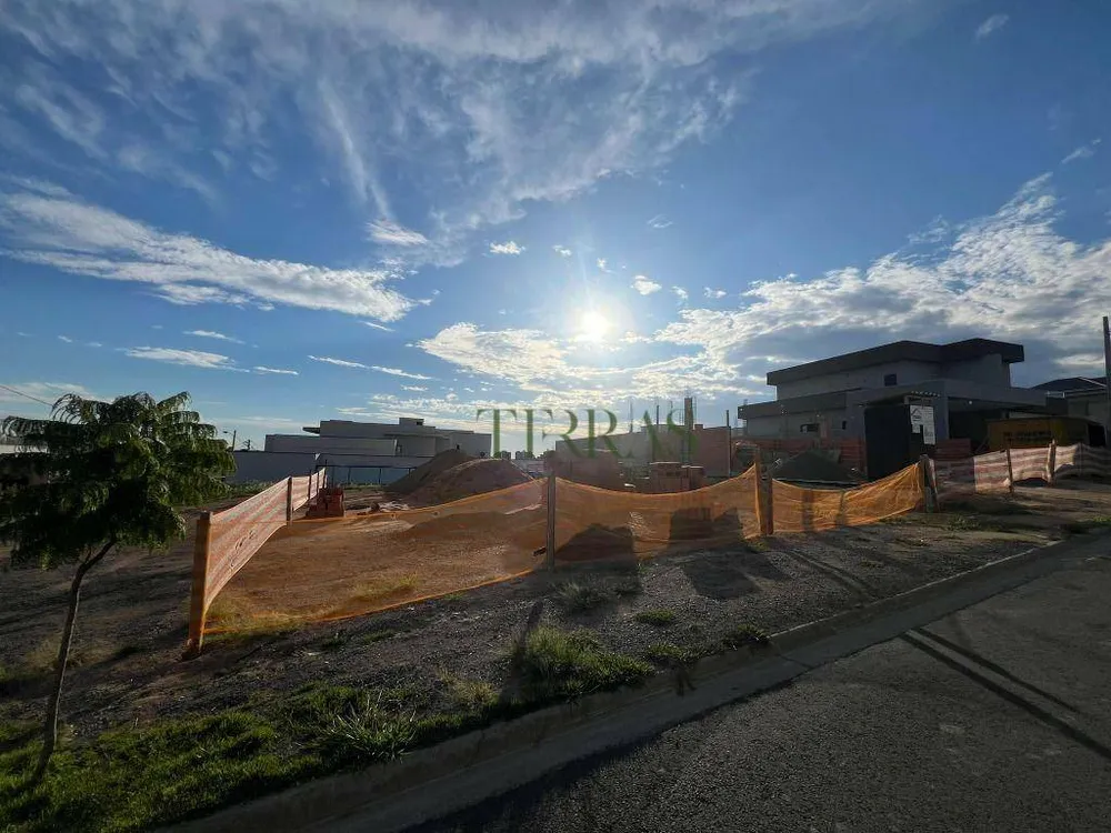 Loteamento e Condomínio, 361 m² - Foto 1