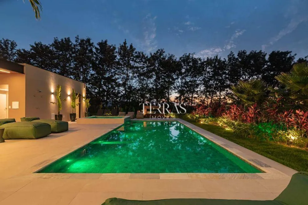 Casa, 5 quartos, 587 m² - Foto 3