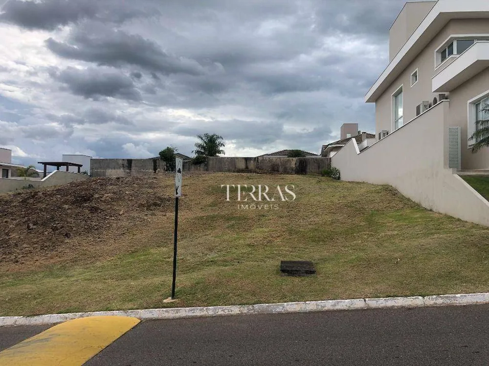 Loteamento e Condomínio, 600 m² - Foto 1