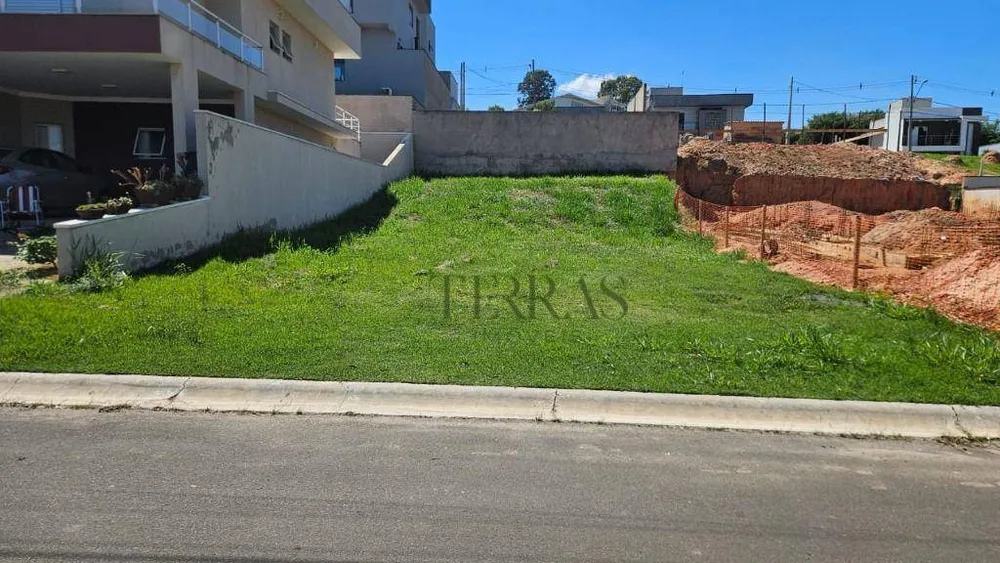 Loteamento e Condomínio, 310 m² - Foto 1