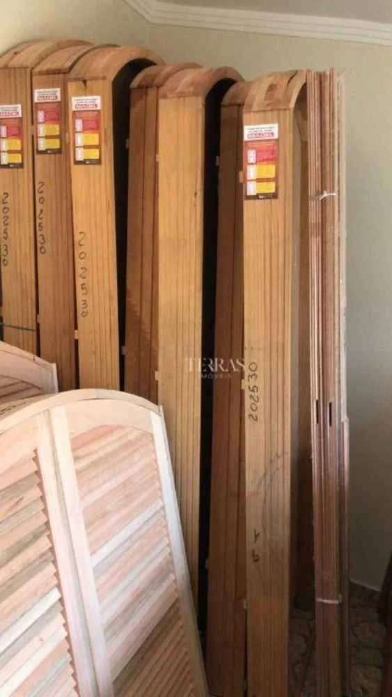Chácara, 4 quartos, 2850 m² - Foto 3