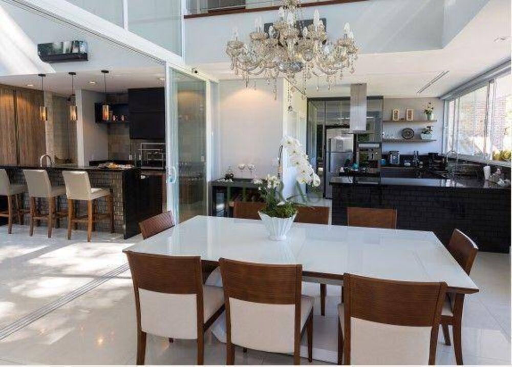 Casa, 3 quartos, 360 m² - Foto 1