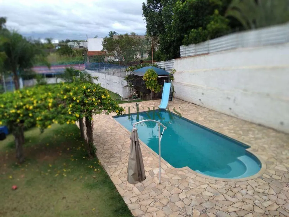 Chácara, 3 quartos, 1820 m² - Foto 1