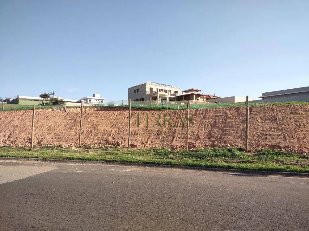 Loteamento e Condomínio, 841 m² - Foto 1