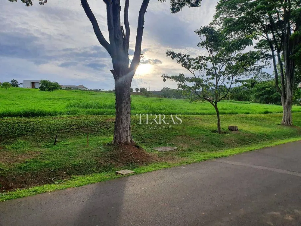 Loteamento e Condomínio, 1250 m² - Foto 1