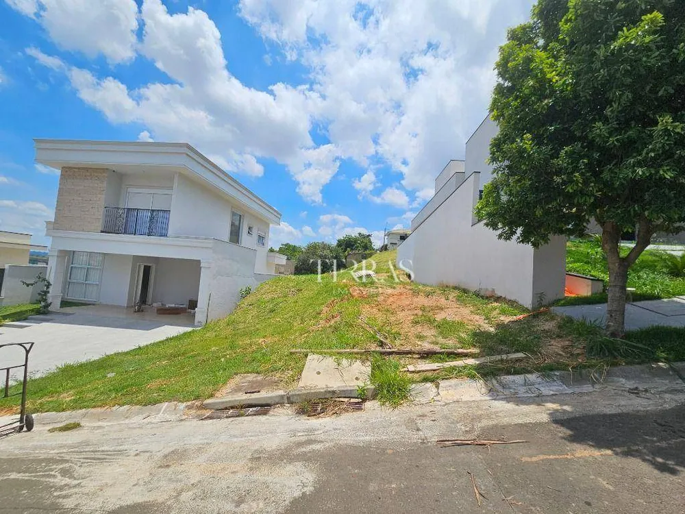 Loteamento e Condomínio, 270 m² - Foto 1