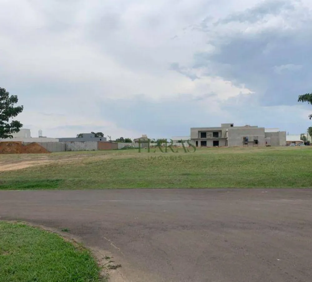 Loteamento e Condomínio, 1045 m² - Foto 1