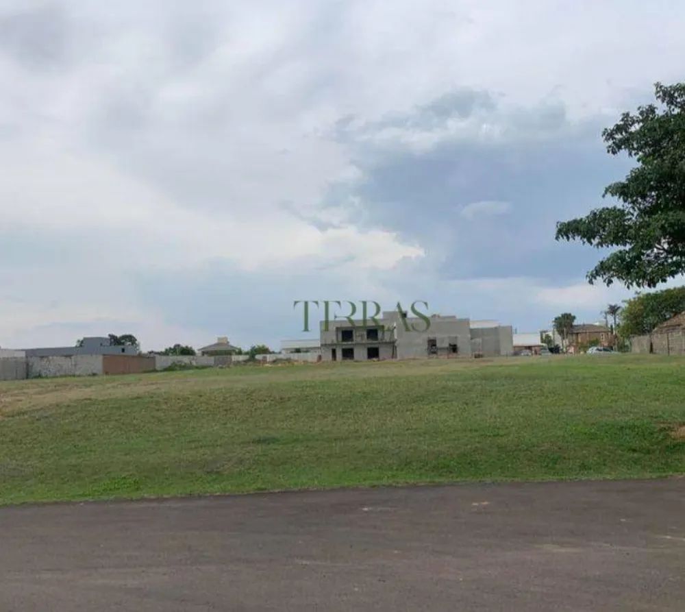 Loteamento e Condomínio, 1045 m² - Foto 1