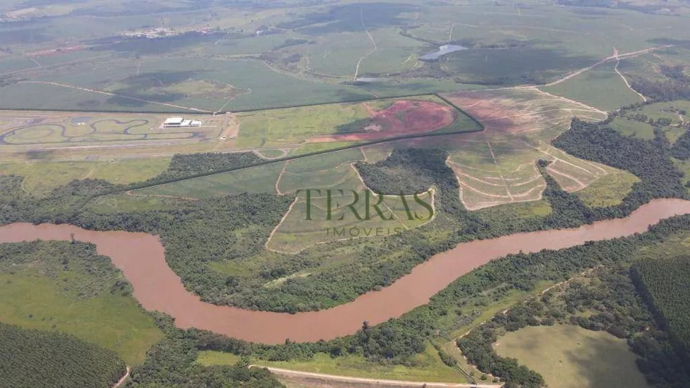 Terreno, 574 hectares - Foto 1