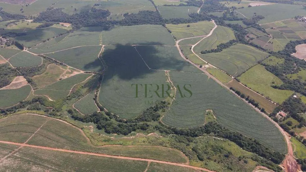 Terreno, 574 hectares - Foto 1