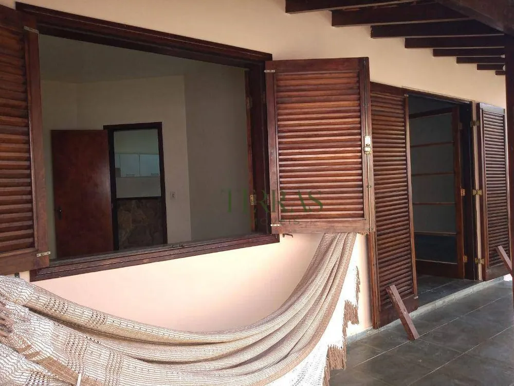 Casa, 3 quartos, 155 m² - Foto 1