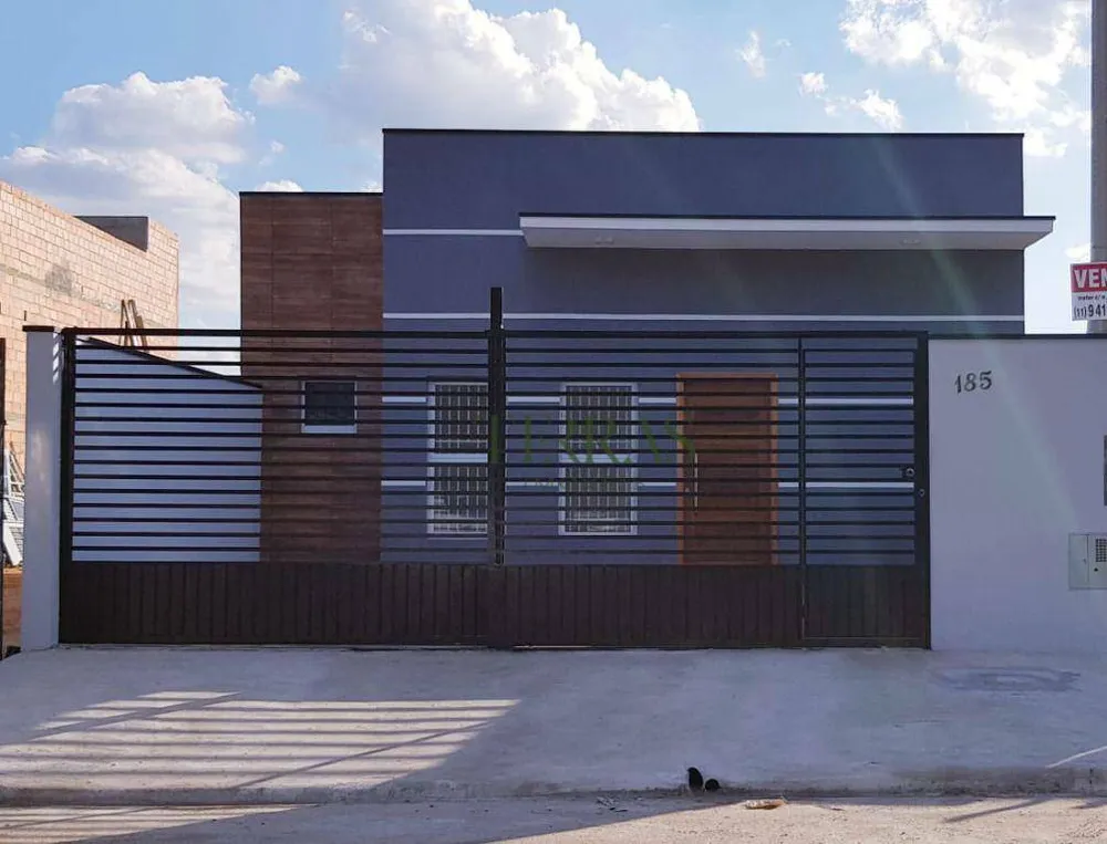 Casa, 3 quartos, 81 m² - Foto 1
