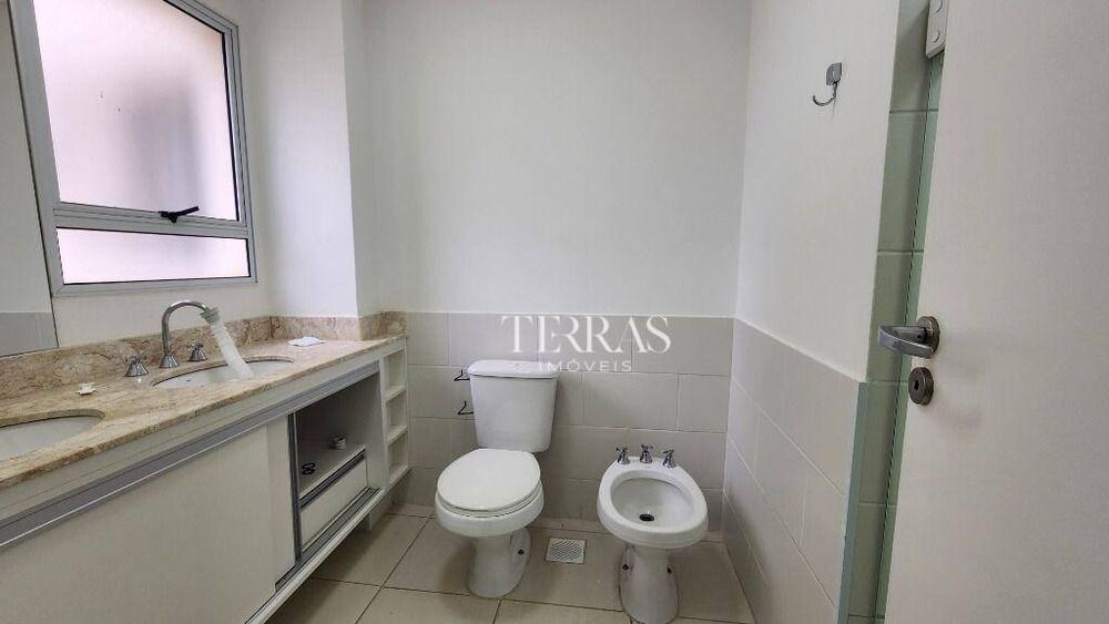 Apartamento, 3 quartos, 134 m² - Foto 1