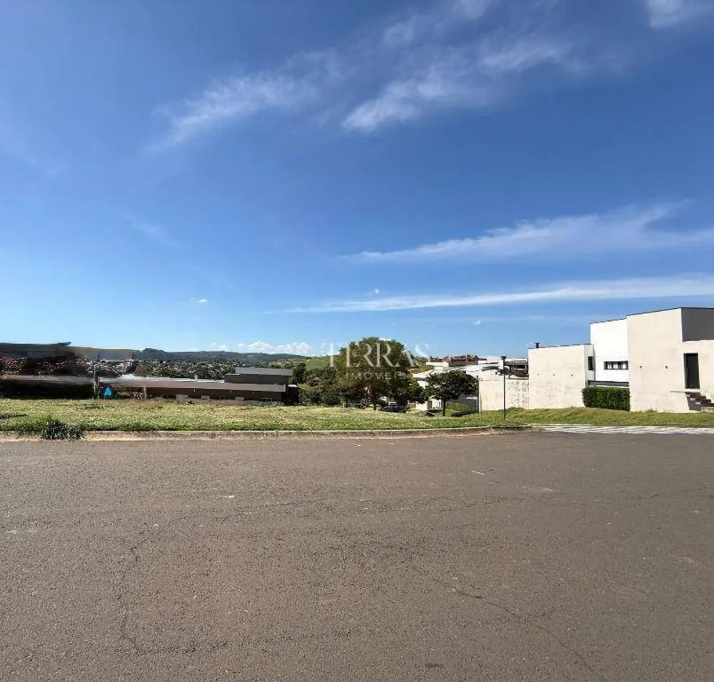 Loteamento e Condomínio, 719 m² - Foto 2