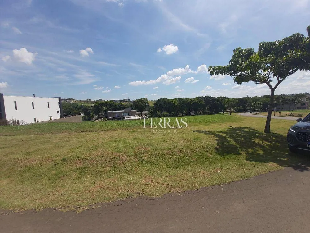 Loteamento e Condomínio, 1310 m² - Foto 1