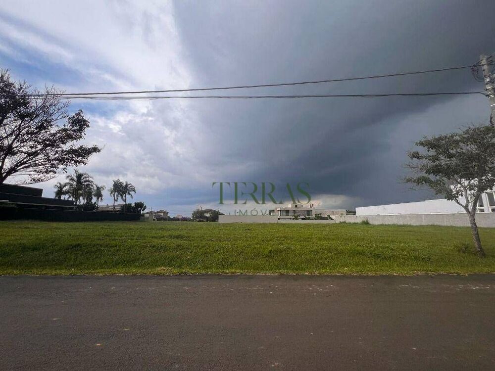 Loteamento e Condomínio, 950 m² - Foto 1