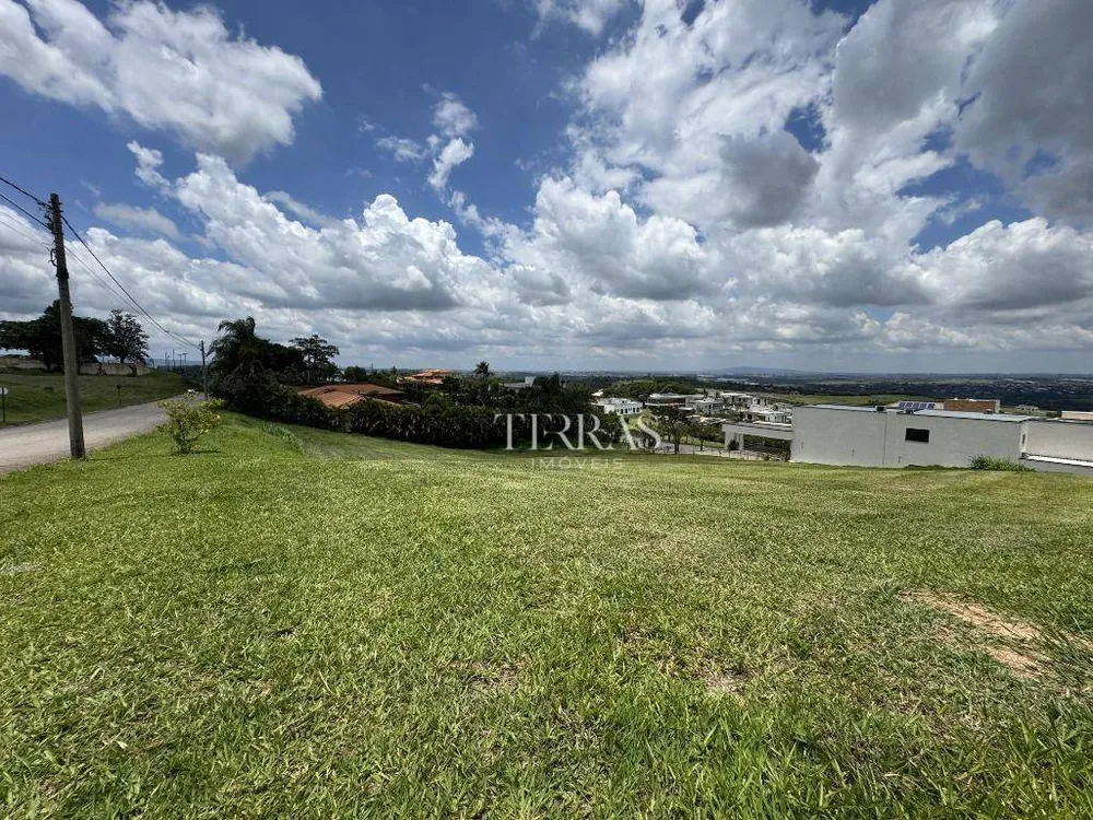 Loteamento e Condomínio, 1000 m² - Foto 1