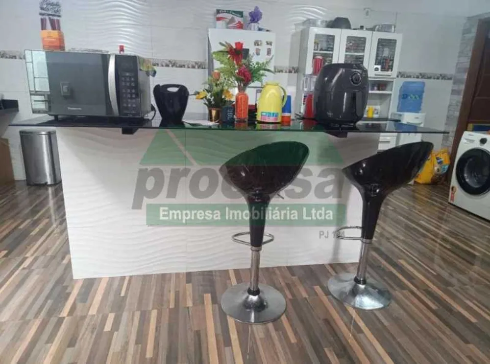 Casa, 2 quartos, 200 m² - Foto 1