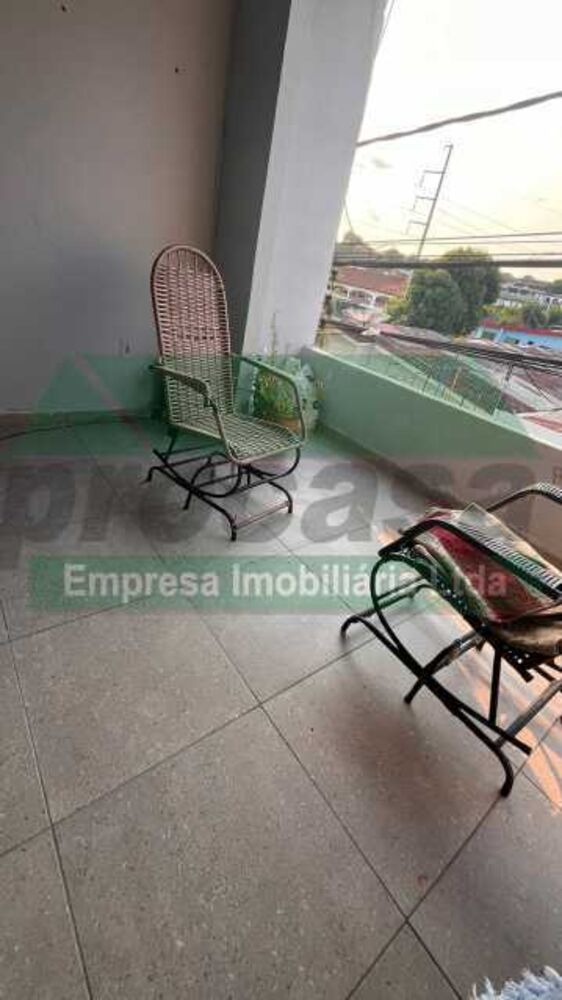 Casa Comercial à venda com 3 quartos, 180m² - Foto 4