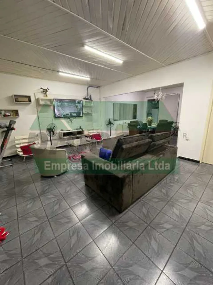 Casa, 3 quartos, 250 m² - Foto 9