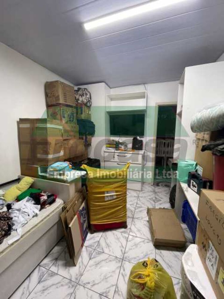 Casa, 3 quartos, 250 m² - Foto 4